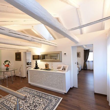 Sweet Apartment Frari Venetië Buitenkant foto
