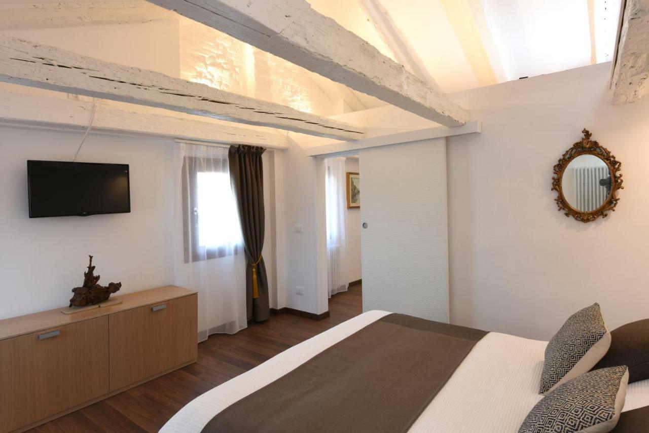 Sweet Apartment Frari Venetië Buitenkant foto